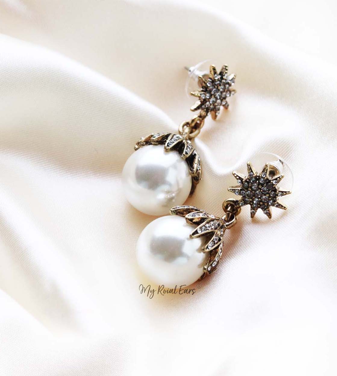 Q.ZARA-pearl antique gold rhinestone bridal drop earrings - My Roial Ears LTD
