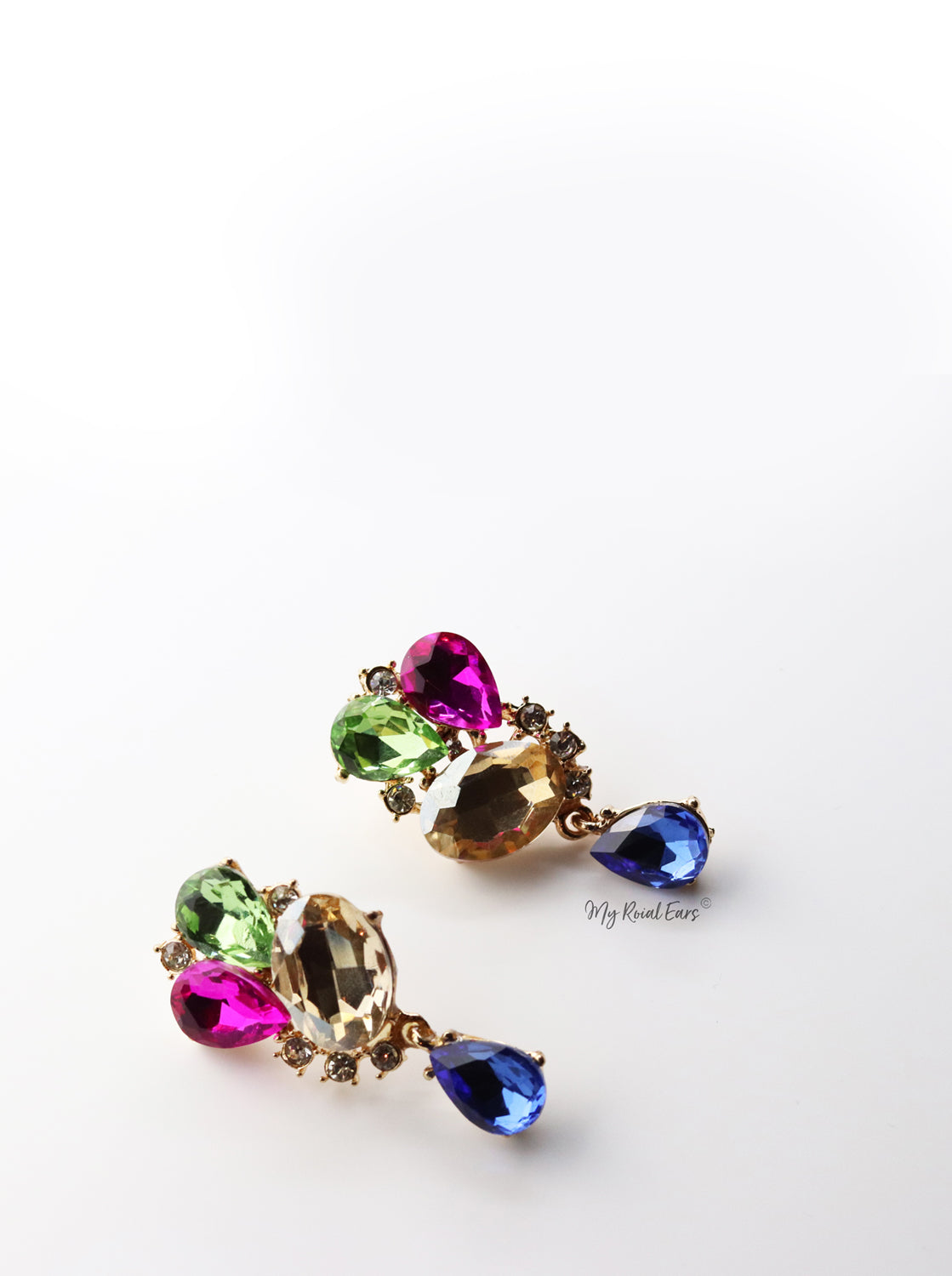 Daisy L - My Roial Ears LTD