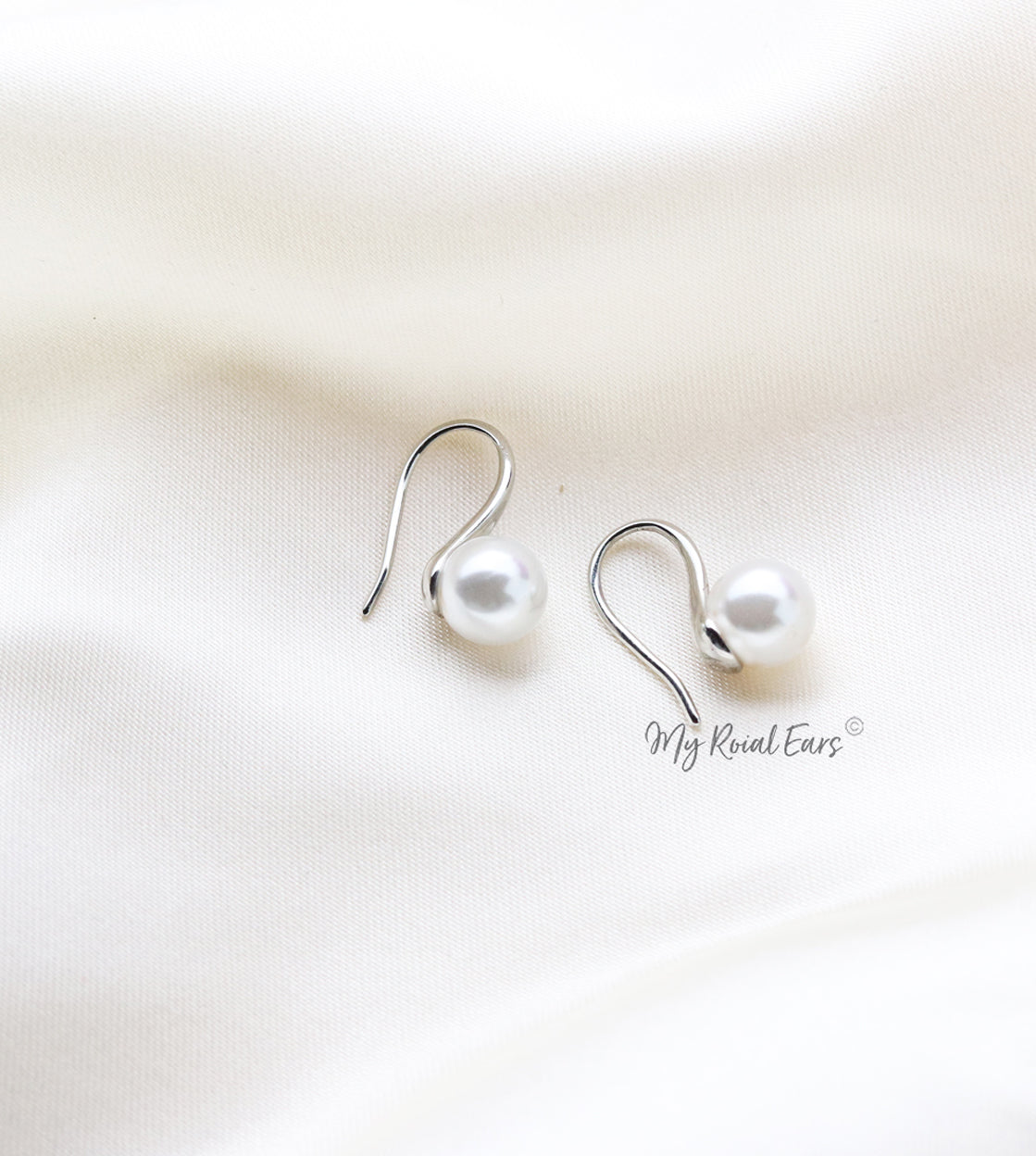 Q.Wanda Pearl-gold and silver plated elegant pearl hook bridal earrings - My Roial Ears LTD
