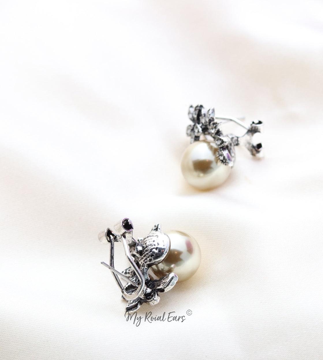 Q.Patricia-sophisticated antique pearl crystal bridal stud earrings - My Roial Ears LTD