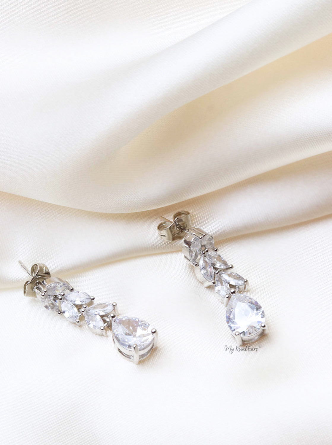 Q.ADRIENNE-charming floral drop bridal earrings - Image 3