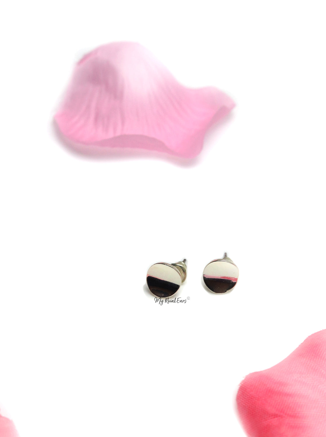 Atlanta- gold plated oval geometric stud earrings - Image 5