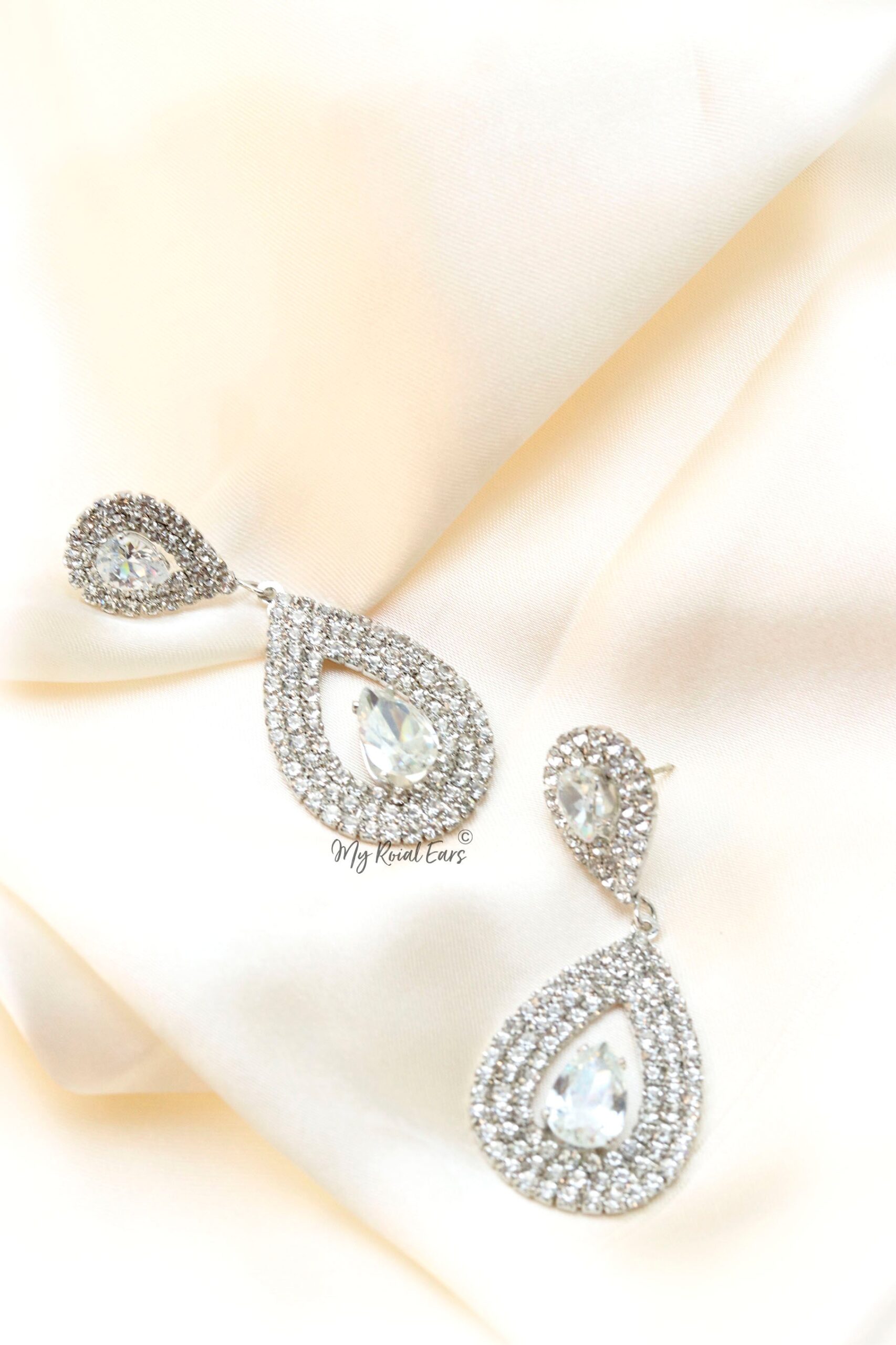 Q.MADELINE Gold-cubic zirconia statement drop earrings - Image 9