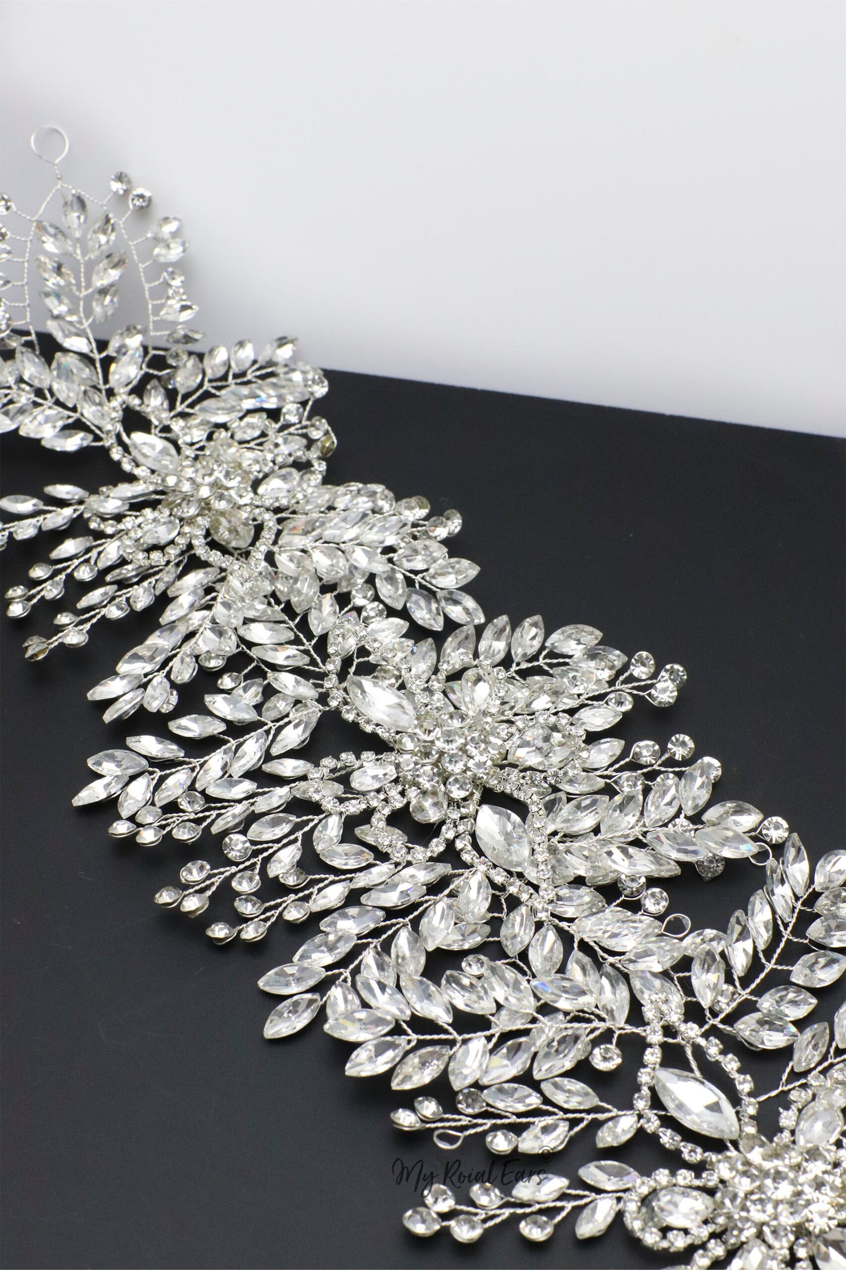 Queen Anna-floral embellished statement headpiece - Image 3