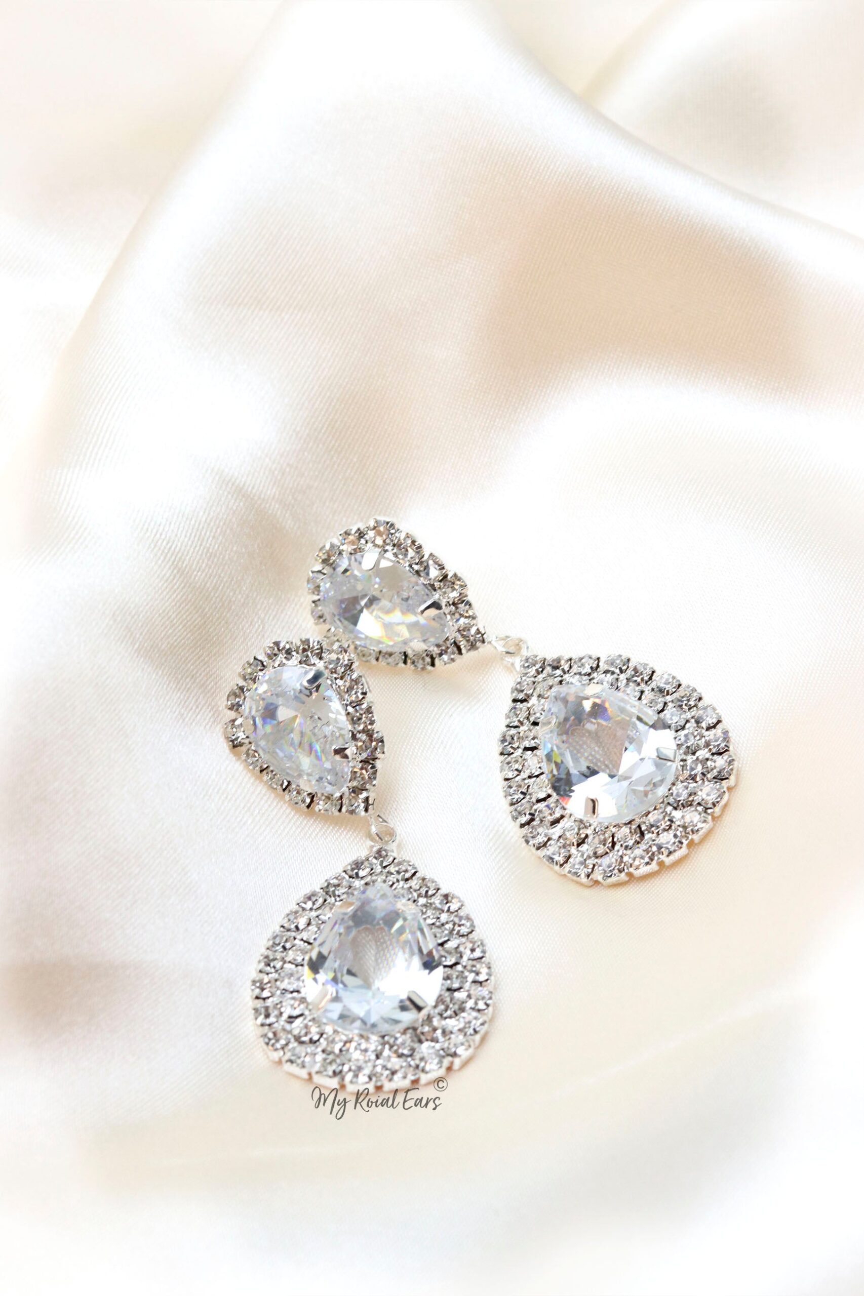 Q.Macia-sophisticated bridal drop earrings - Image 6