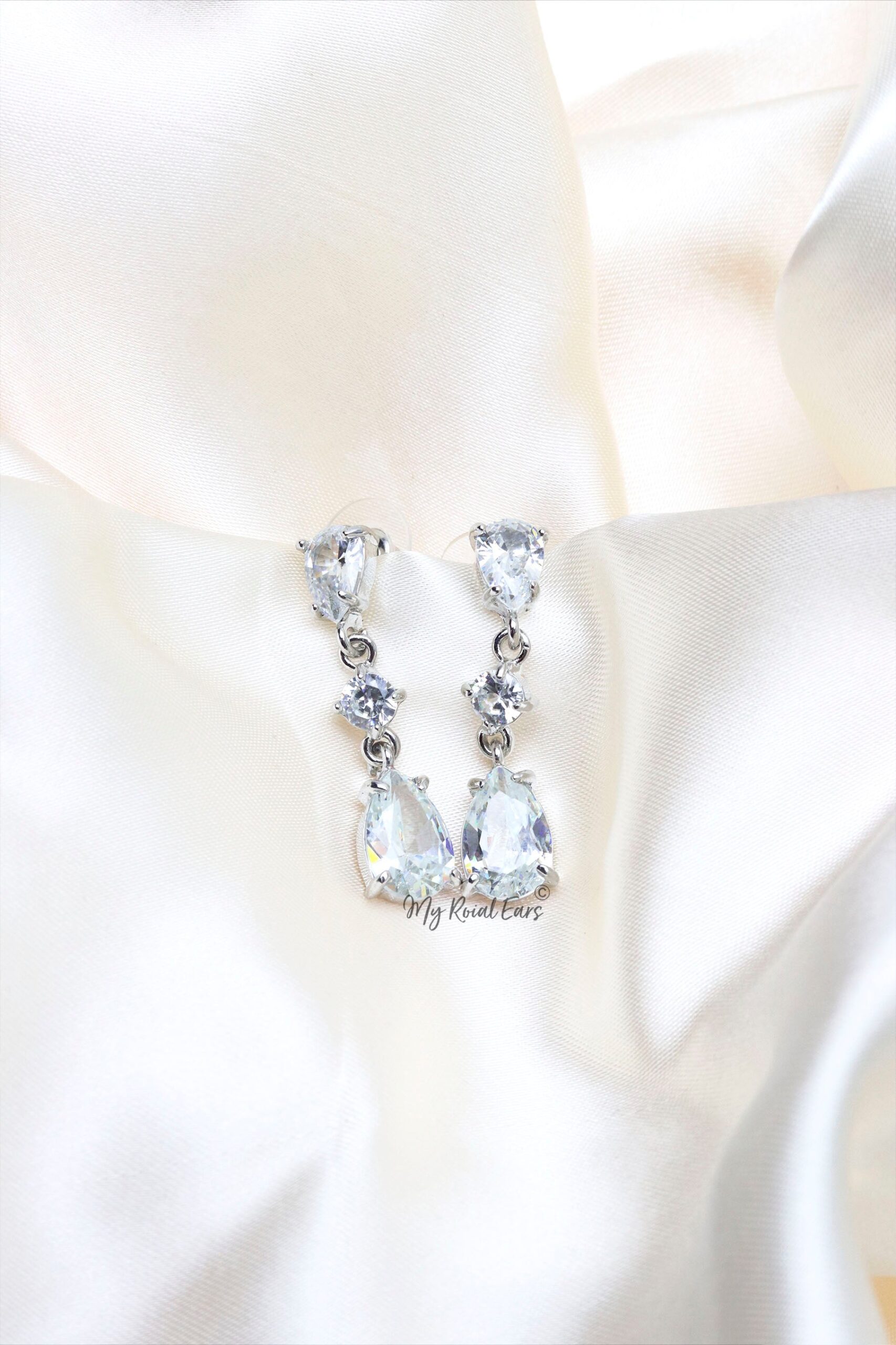Q. MARJORIE- elegant bridal sterling silver drop earrings