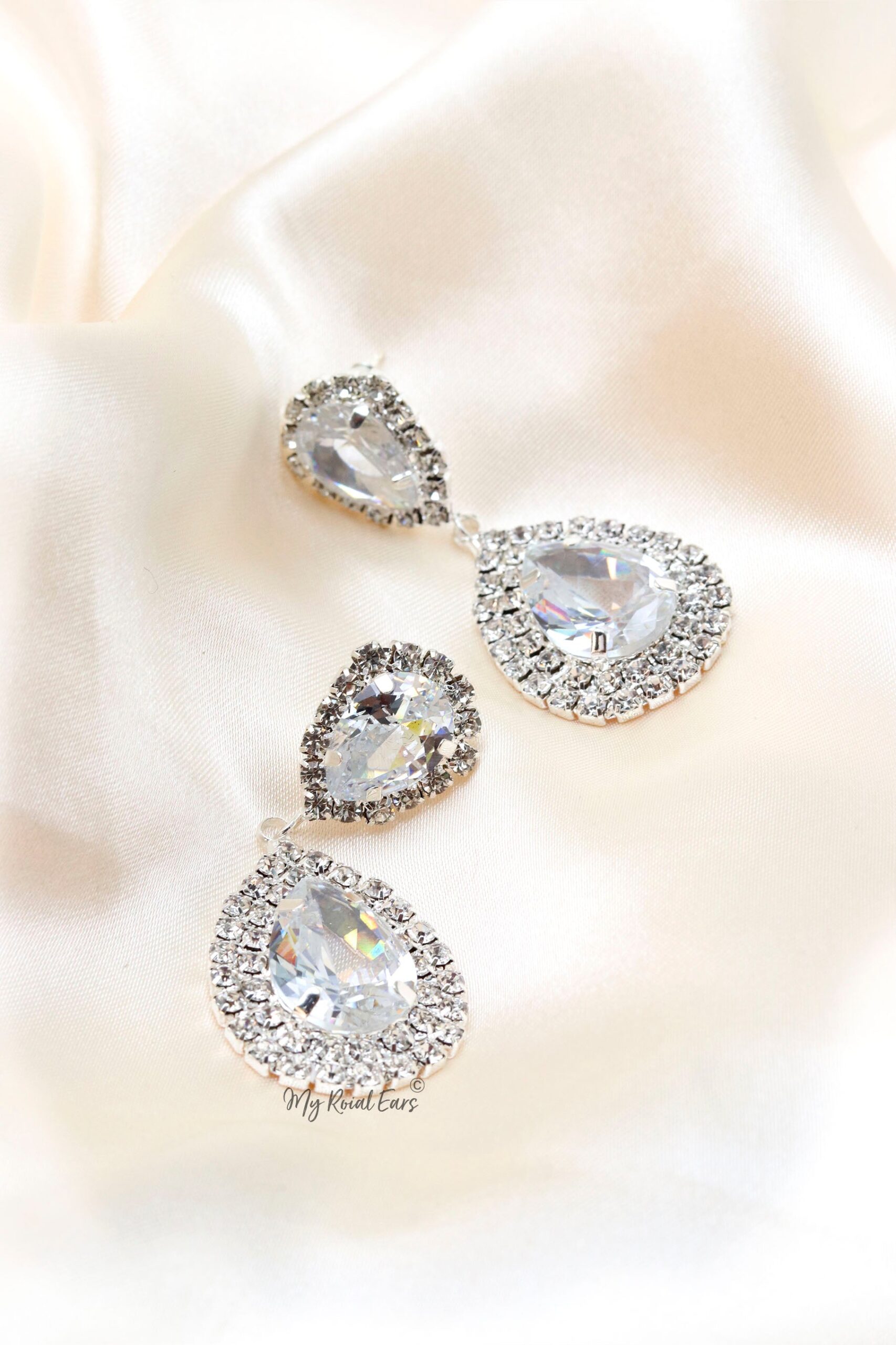 Q.Macia-sophisticated bridal drop earrings
