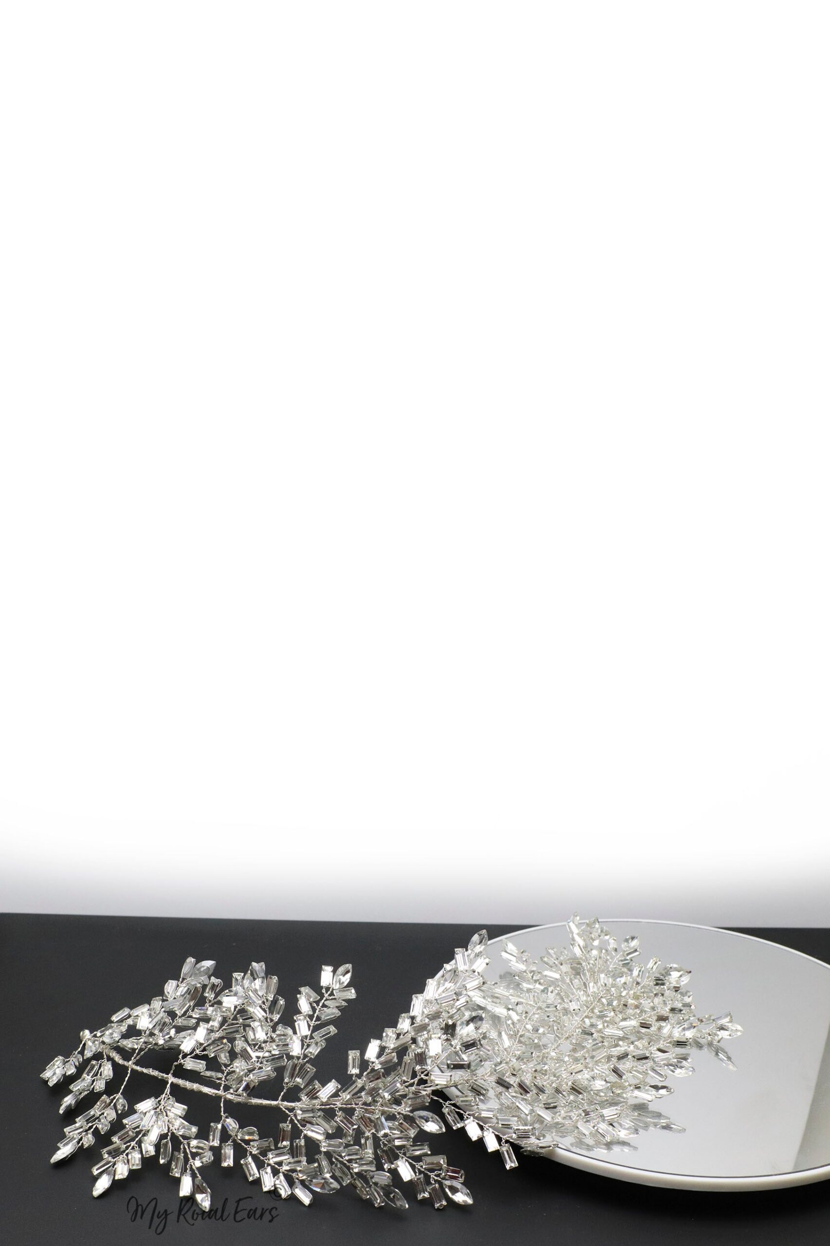 Queen Marcia-leaf inspired crystal headpiece - Image 2