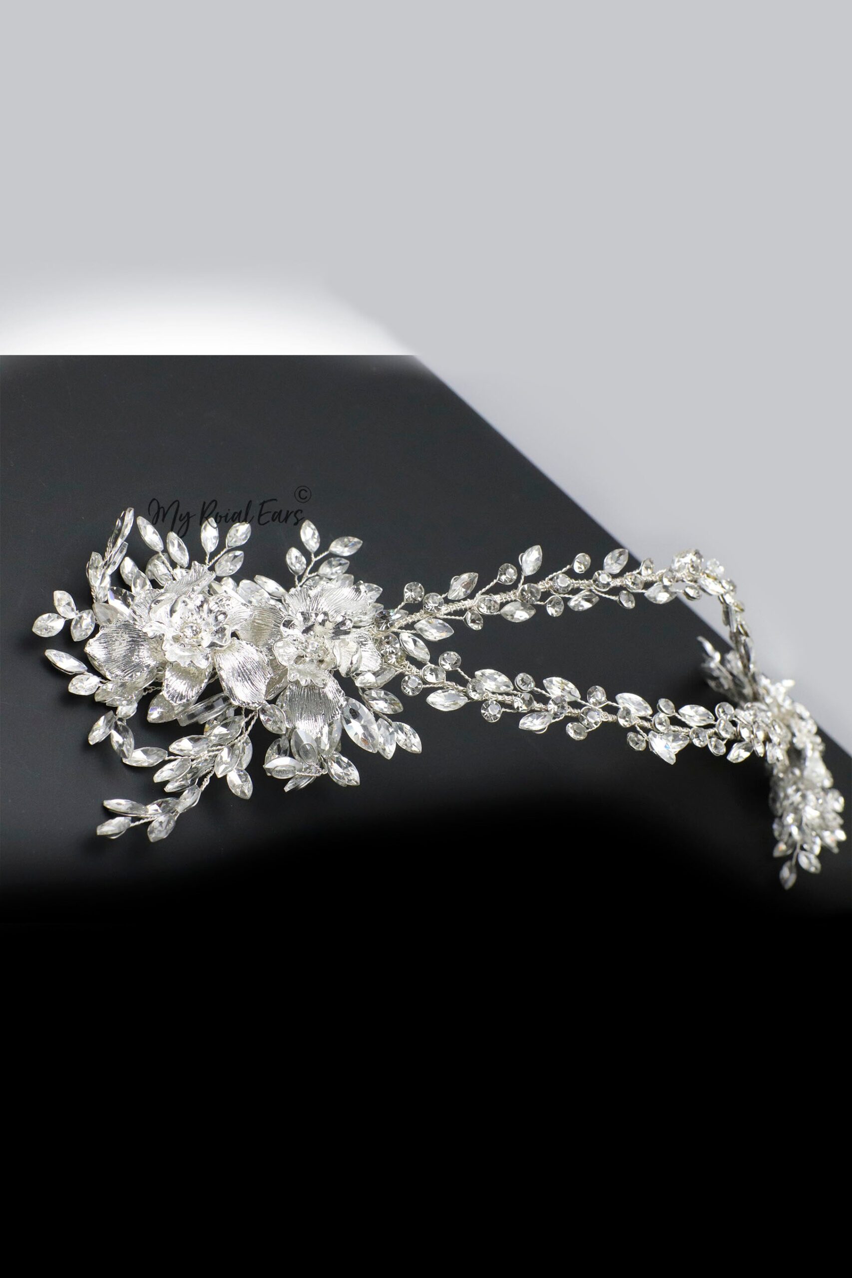 Queen Walda-floral style bridal headpiece - Image 6