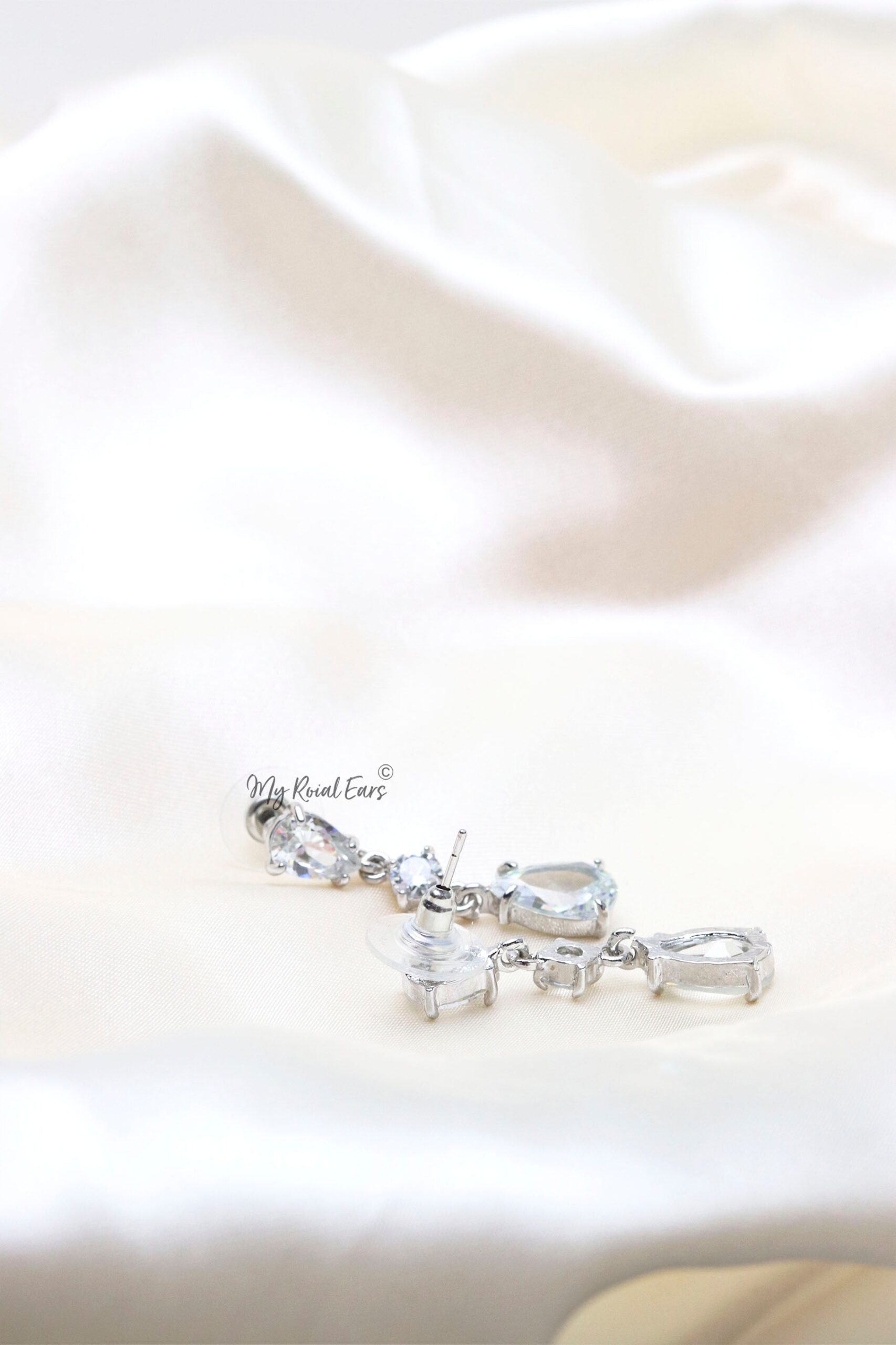 Q. MARJORIE- elegant bridal sterling silver drop earrings - Image 3